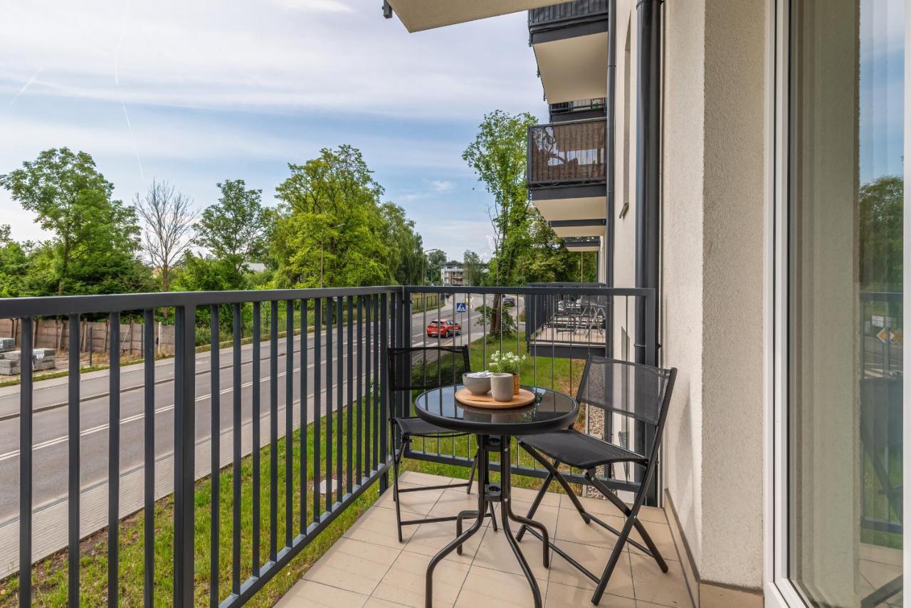 Sunny Apartments With Parking & Balcony Luzycka By Noclegi Renters シフィノウイシチェ エクステリア 写真