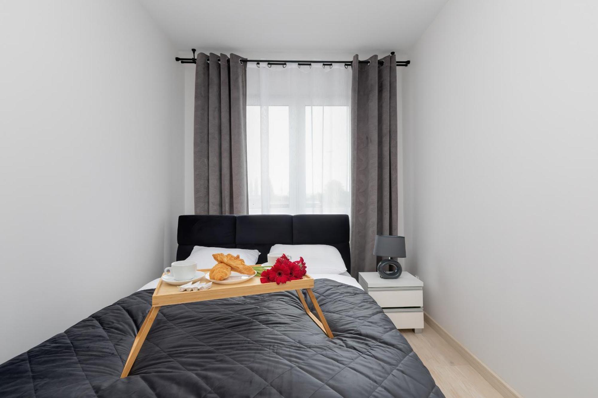 Sunny Apartments With Parking & Balcony Luzycka By Noclegi Renters シフィノウイシチェ エクステリア 写真